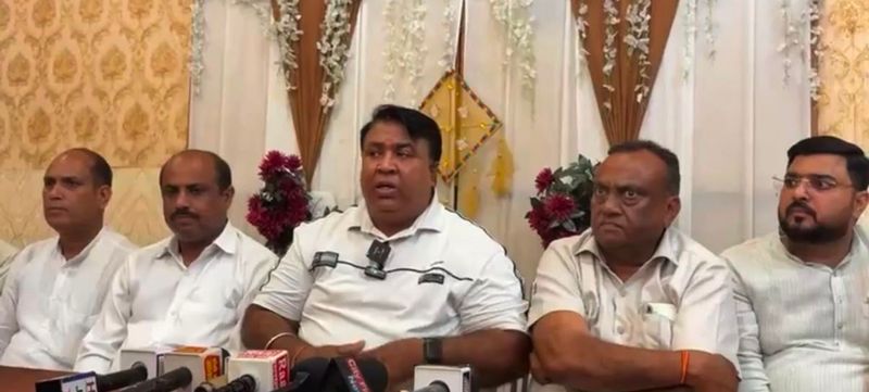 हांसी में पानी विवाद पर शहरवासी एकजुट: बोले पानी के लिए चाहे सड़को पर उतरना पड़े या धरना देना पड़े हम तैयार - dainiktribuneonline.com