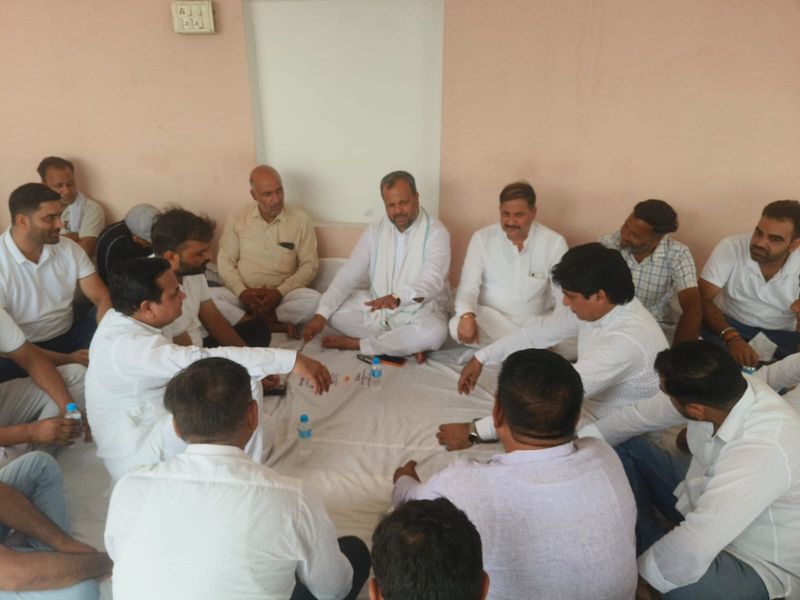 भाजपा राज में शिक्षा व्यवस्था का भट्ठा बैठ गया, यह इवेंट मैनेजमेंट सरकार : वरुण - dainiktribuneonline.com