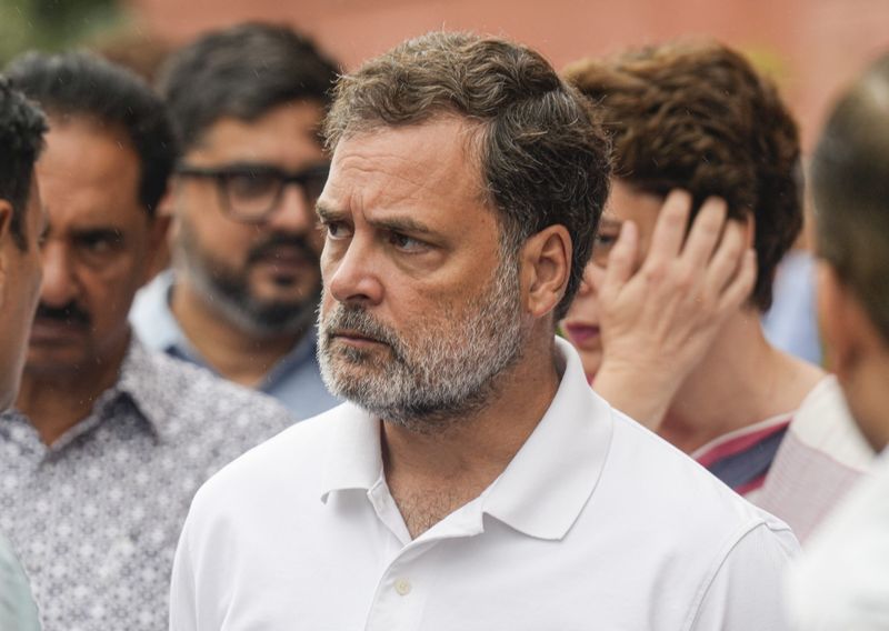 राहुल गांधी का BJP पर बड़ा हमला, बोले- प्रधान का सम्मान करना लाखों बच्चों के भविष्य की बर्बादी का जश्न - dainiktribuneonline.com
