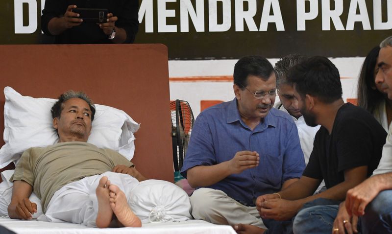 जिंदगी कीमती है, वांगचुक के स्वास्थ्य पर नजर रखें : हाईकोर्ट - dainiktribuneonline.com
