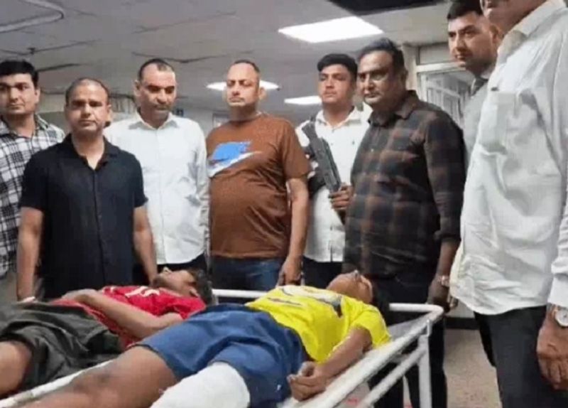 Panipat News : पनीपत में पुलिस की बदमाशों से मुठभेड़, गोली लगने से 2 बदमाश घायल और 3 गिरफ्तार - dainiktribuneonline.com