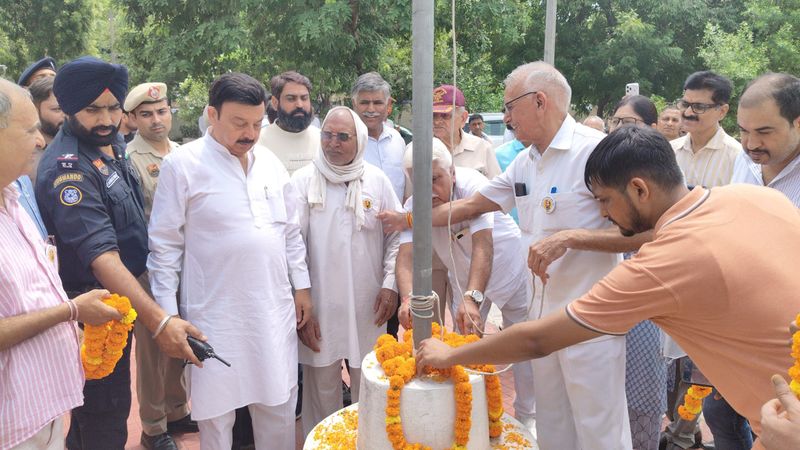 कारगिल विजय दिवस-वीरों का बलिदान सदैव प्रेरणास्रोत रहेगा : राव नरबीर - dainiktribuneonline.com
