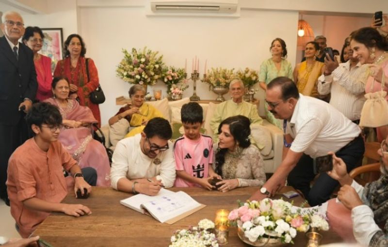 Aamir-Gauri Marriage : आमिर खान और गौरी स्प्राट ने रचाई रजिस्टर्ड शादी, सामने आई कपल की पहली ऑफिशियल तस्वीर - dainiktribuneonline.com