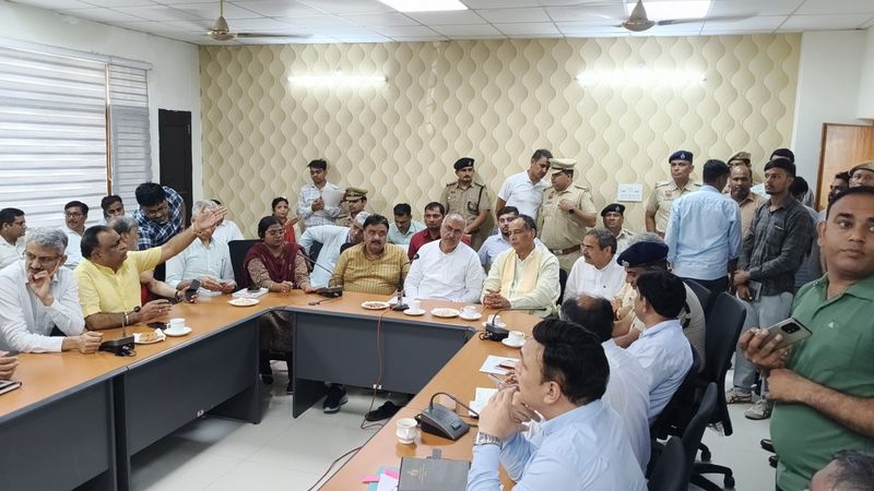 व्यापारियों को नहीं आने देंगे कोई भी दिक्कत : डिप्टी स्पीकर - dainiktribuneonline.com