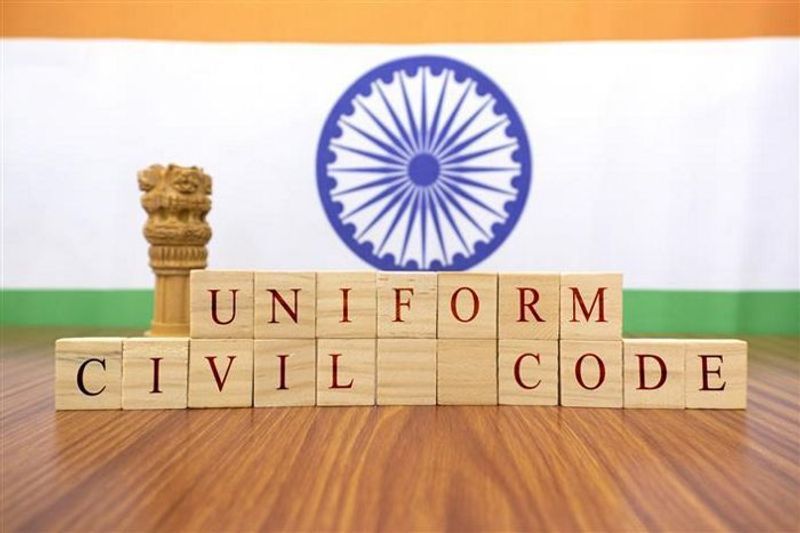 UCC Implementation: बंगाल में कानूनी प्रक्रिया पूरी कर लागू होगा यूसीसी: शुभेंदु अधिकारी - dainiktribuneonline.com