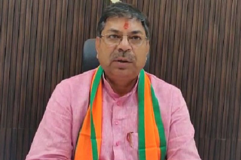 भाजपा : सतीश पूनिया को पंजाब, विनोद तावड़े को यूपी का प्रभार - dainiktribuneonline.com