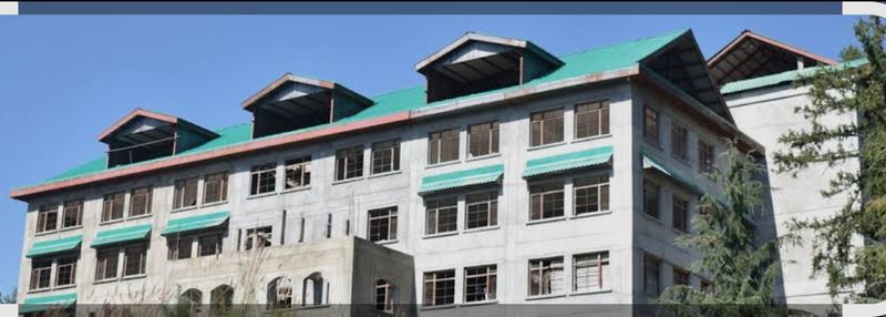 Nankhari College : 12 साल का इंतजार बेकार : 12.50 करोड़ का भवन तैयार होते ही ननखड़ी कॉलेज पर लगा ताला - dainiktribuneonline.com