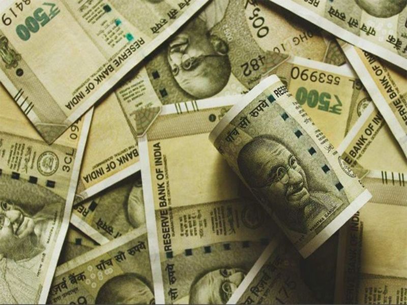 Rupee Fall : शुरुआती कारोबार में 9 पैसे लुढ़का रुपया, डॉलर के मुकाबले 94.42 पर खुला - dainiktribuneonline.com