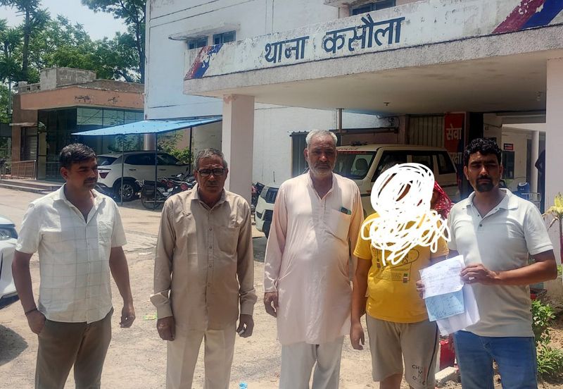होमवर्क नहीं करने पर 13 वर्षीय छात्र की बेरहमी से पिटाई, शरीर पर उभरे चोट के निशान - dainiktribuneonline.com