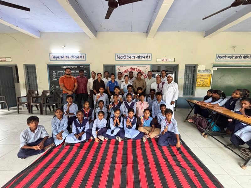 जिला स्तरीय फेंसिंग प्रतियोगिता चनेटी के स्कूल ने छात्रों ने जीते 13 पदक - dainiktribuneonline.com